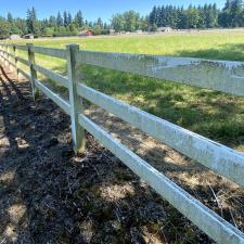 Fence-Cleaning-in-Vancouver-WA 1